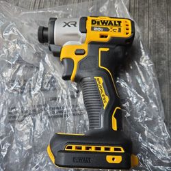 DEWALT 20VMAX XR BRUSHLESS 1/4"(6MM) CORDLESS IMPACT DRIVER NEW (TOOL ONLY) PRICE IS FIRM 