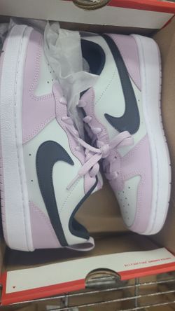 Nike Court borough low