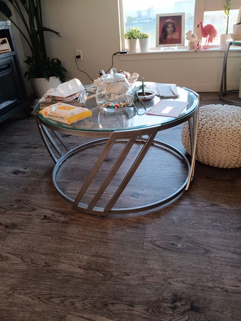 ZZ Gallery Glass Gray  Coffee & End tables  $200
