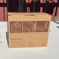 Battery Grip for Nikon D750 Camera