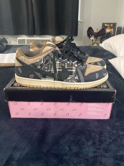 Nike dunk x Travis Scott