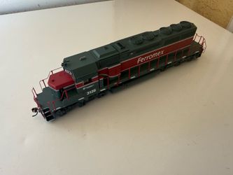 Ho scale Ferromex SD40-2 “Coca Cola”