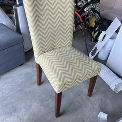 Set Of 8 Chairs
