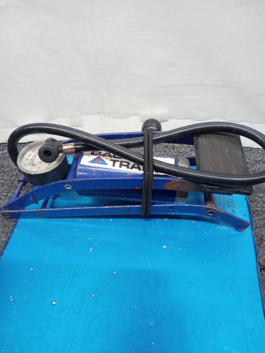 Foot air pump