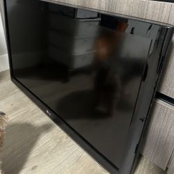 LG 42 Inch tv