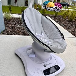 Baby Swing 4Moms