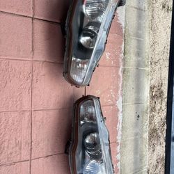 Mitsubishi Lancer headlights