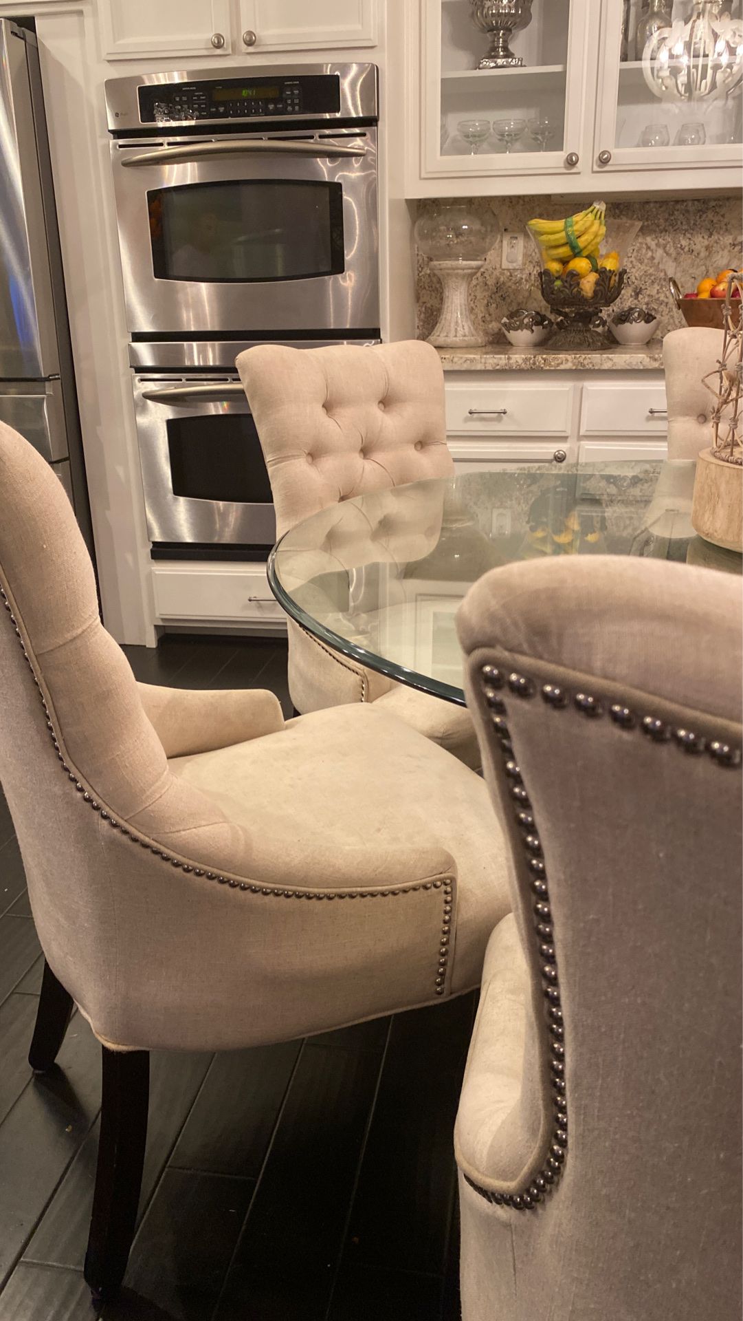 6 Macy’s dining room chairs