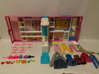 Barbie 2019 Dream Closet case