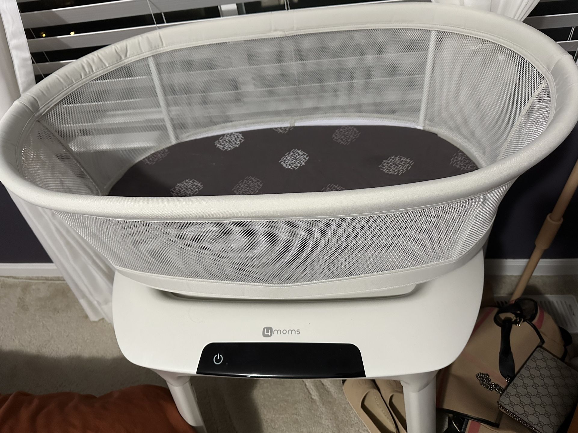 Mamaroo 4moms Baby Bassinet