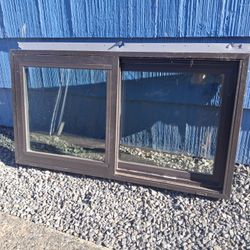 Vinyl Window 43x24 Slider 