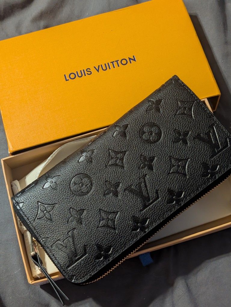 NWT Black Monogram Louis Vuitton Women's Wallet
