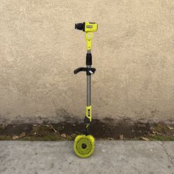 RYOBI ONE+ 18V Cordless Telescoping Power Scrubber (Tool Only)