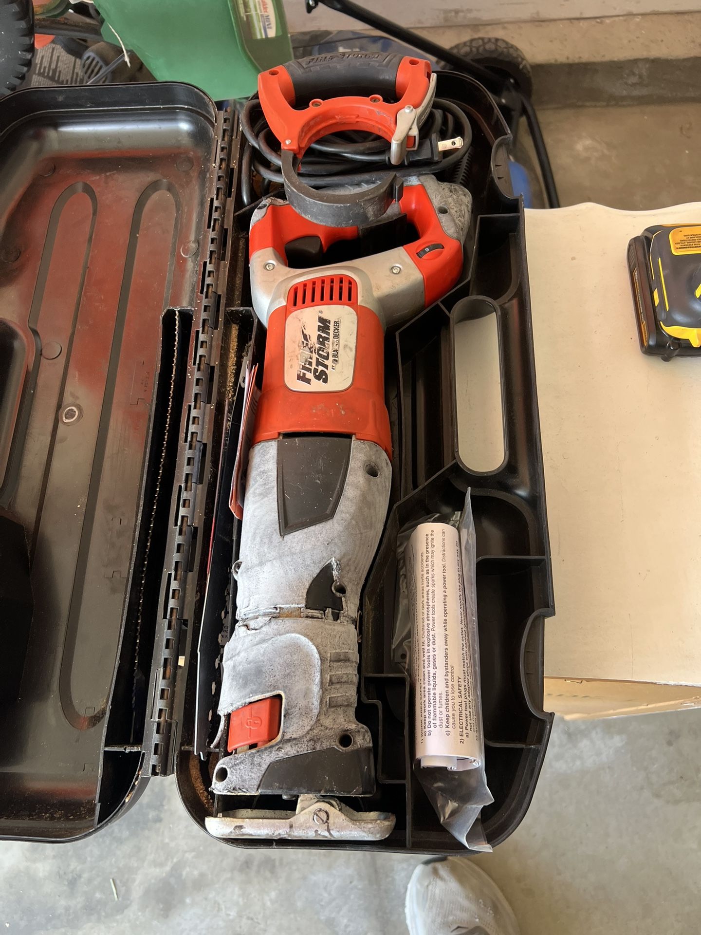Sawzaw Finishing Nailer