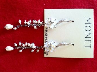 Made in China / MONET Mother of Pearl long earring . Delicate classic style .