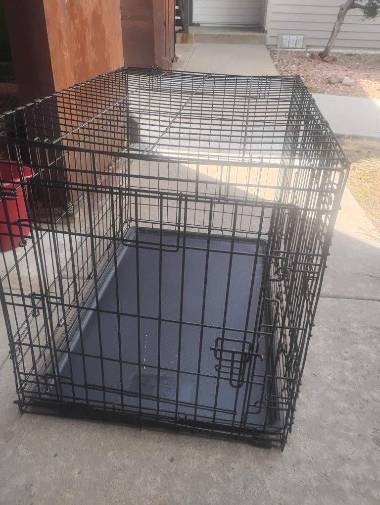 Medium/Large Dog Crate