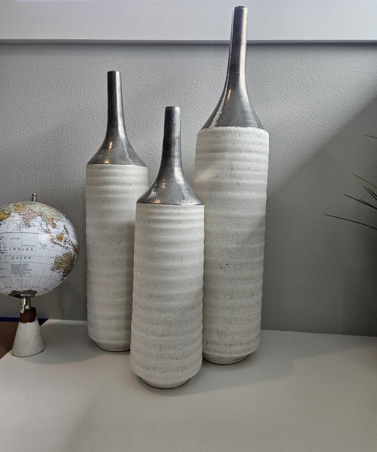 Global Views Two Toned Vase - Set of 3