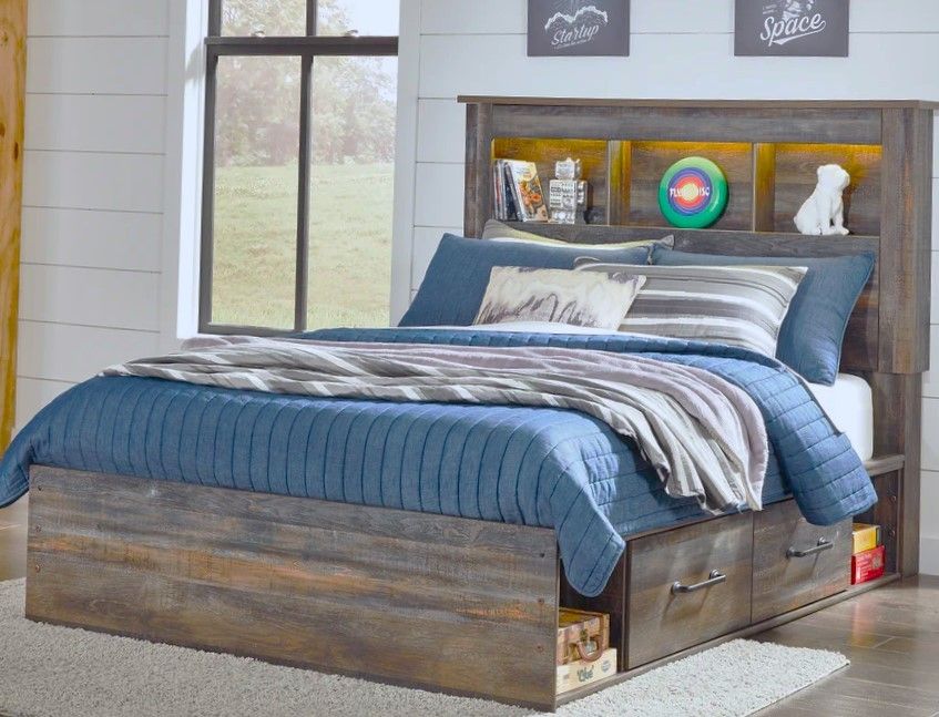 Modern Drystan Queen Bedroom from Ashley