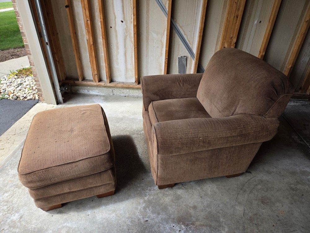 Brown Chair and Ottoman Cloth