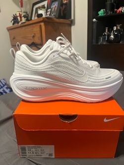 Nike Vomero Plus Size 10 $80
