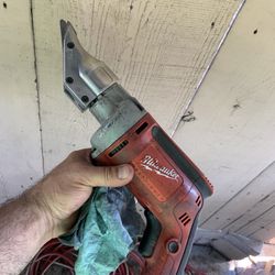 Milwaukee Shear