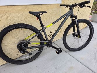 Small frame New condition Mt Specialized Pitch