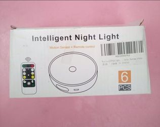 4 LED puck lights - Motion Sensor