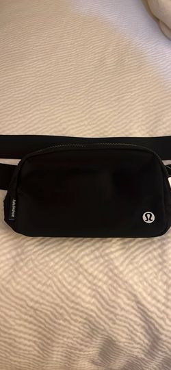 LuluLemon belt bag