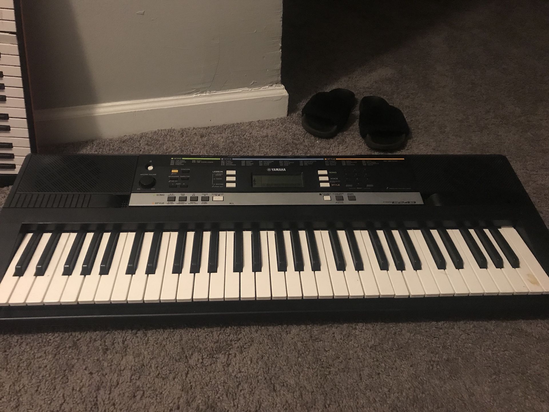 Yamaha Piano Keyboard