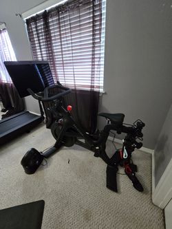 Like-New 2021 Peloton Bike Plus, 33 Rides, Cypress TX