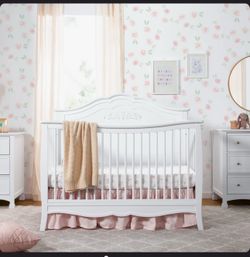 DaVinci Fiona 4-in-1 Convertible Baby Crib – Brand New in Box