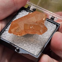 DOUBLE TERMINATED QUARTZ w/ HEMATITE-1" Perky Specimen - Local Pickup Only (CLE area!) 
