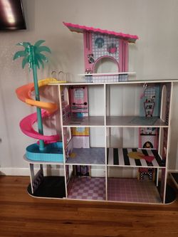 Dollhouse