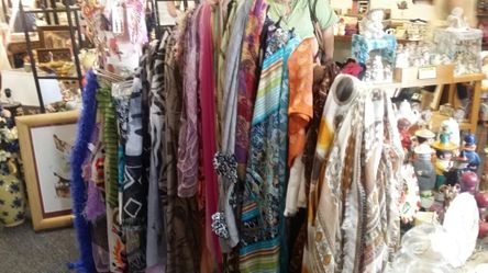 SCARVES SCARVES SCARVES