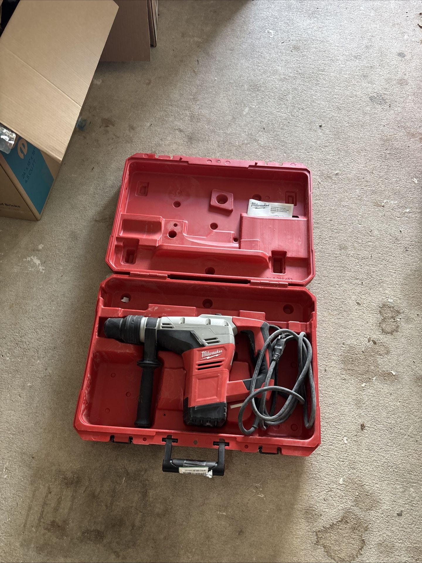 Milwaukee 1-9/16" SDS Rotary Hammer Corded 5517-20 (E25)