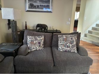 Couch set