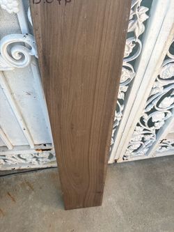 Wood look porcelain tile