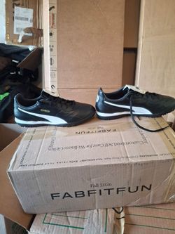 Soccer turf  shoes