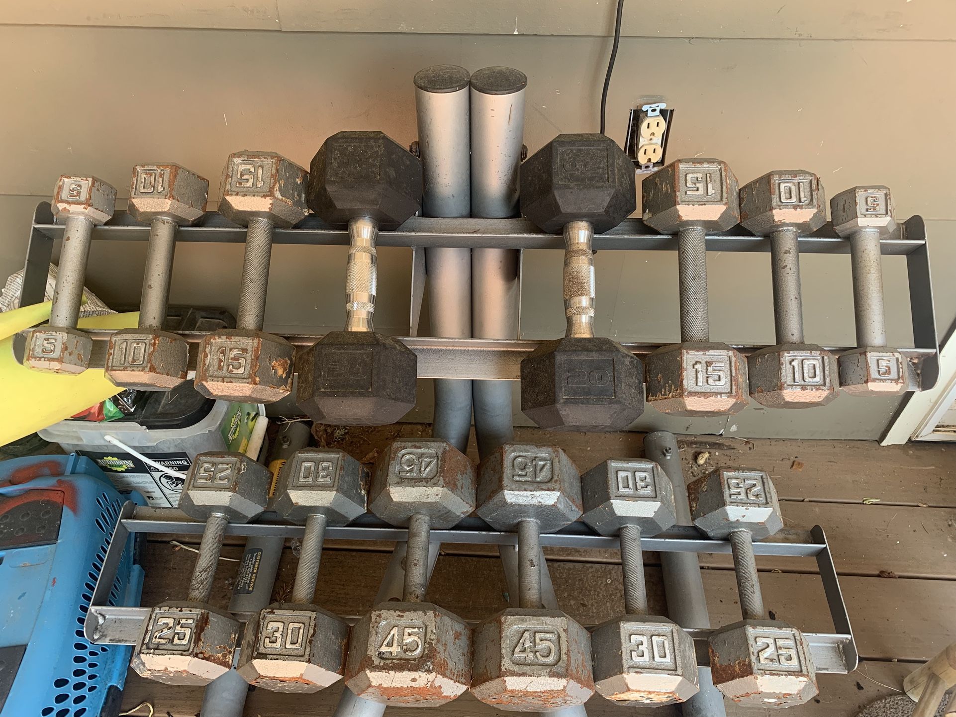 Dumbbell set