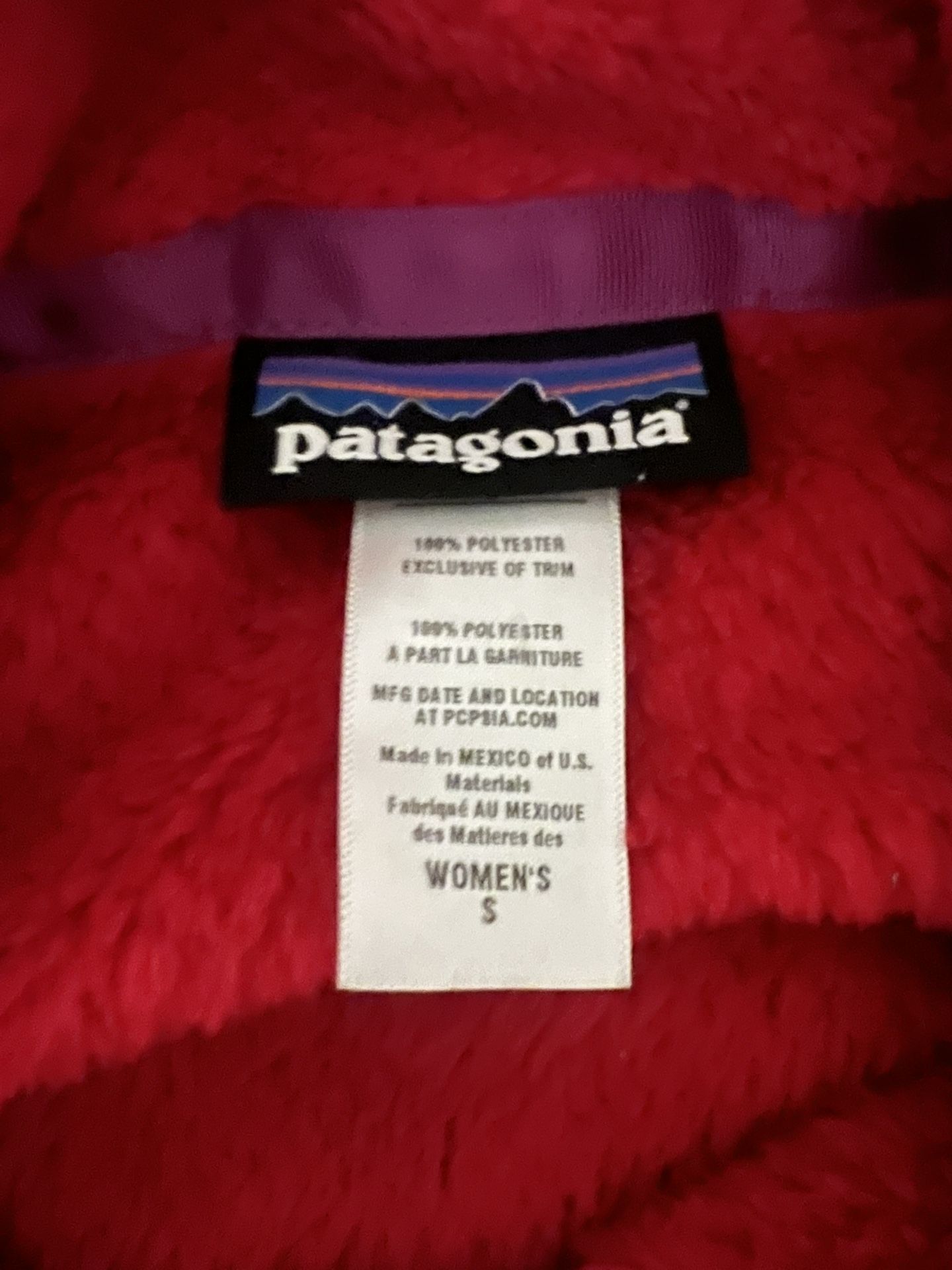 Patagonia Pull Over Sweater