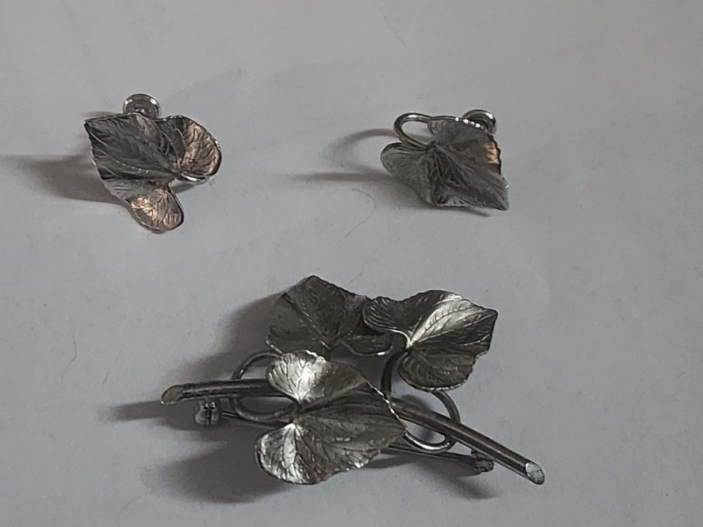 Vintage CARL ART Sterling Silver brooch And Earrring Set