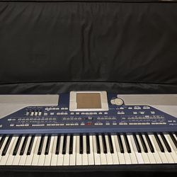 Korg Pa 800 V2 1200$
