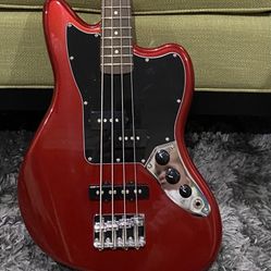 Fender/Squire Short Scale Jag Bass Guitar 