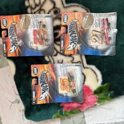 HOT WHEELS *EARLY 2000’s*