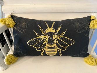 Bee Pillow 12 inches by 20 inches