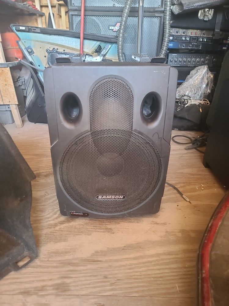 Samson Expedition Express portable P A speaker