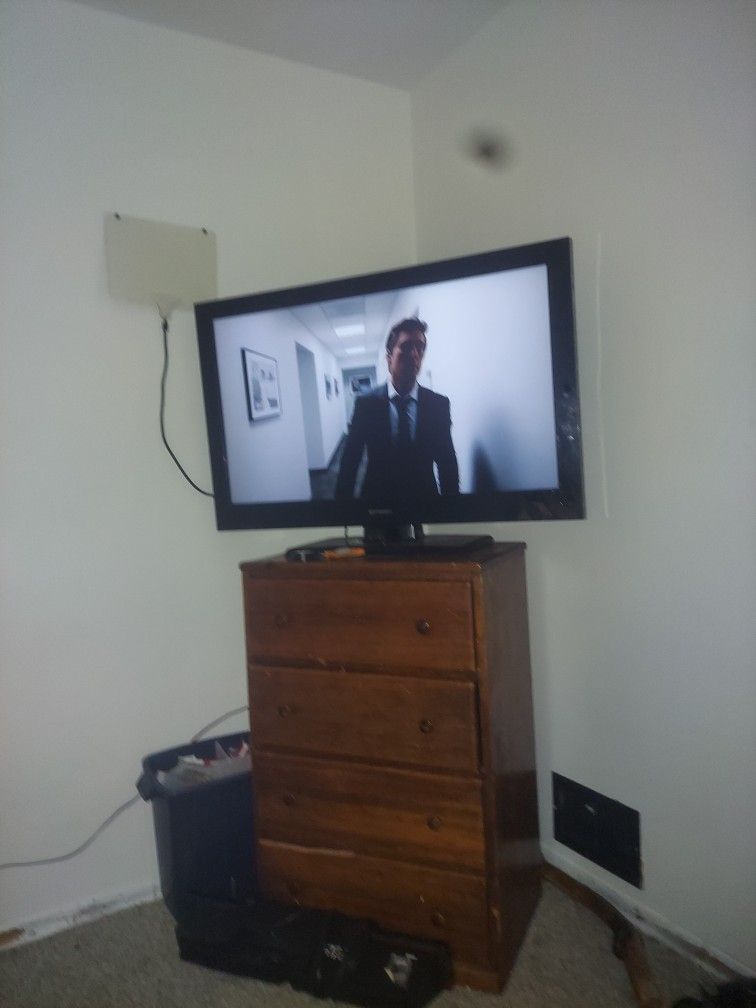 Emerson Tv
