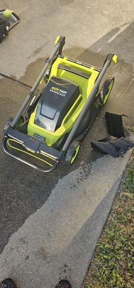 (USED) Ryobi 20" 40v Brushless Mower