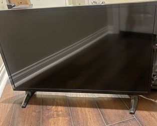 Insignia 32 inch smart tv