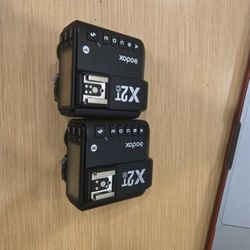 Triggers For Canon And Nikon For Sale